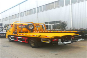 西夏区附近拖车救援搭电